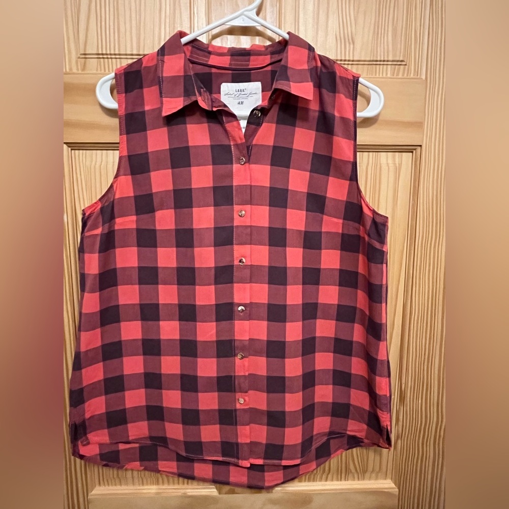 H&M LOGG, Sleeveless Button-Up Shirt, Women's Size 10, Red/Purple Buffalo Plaid